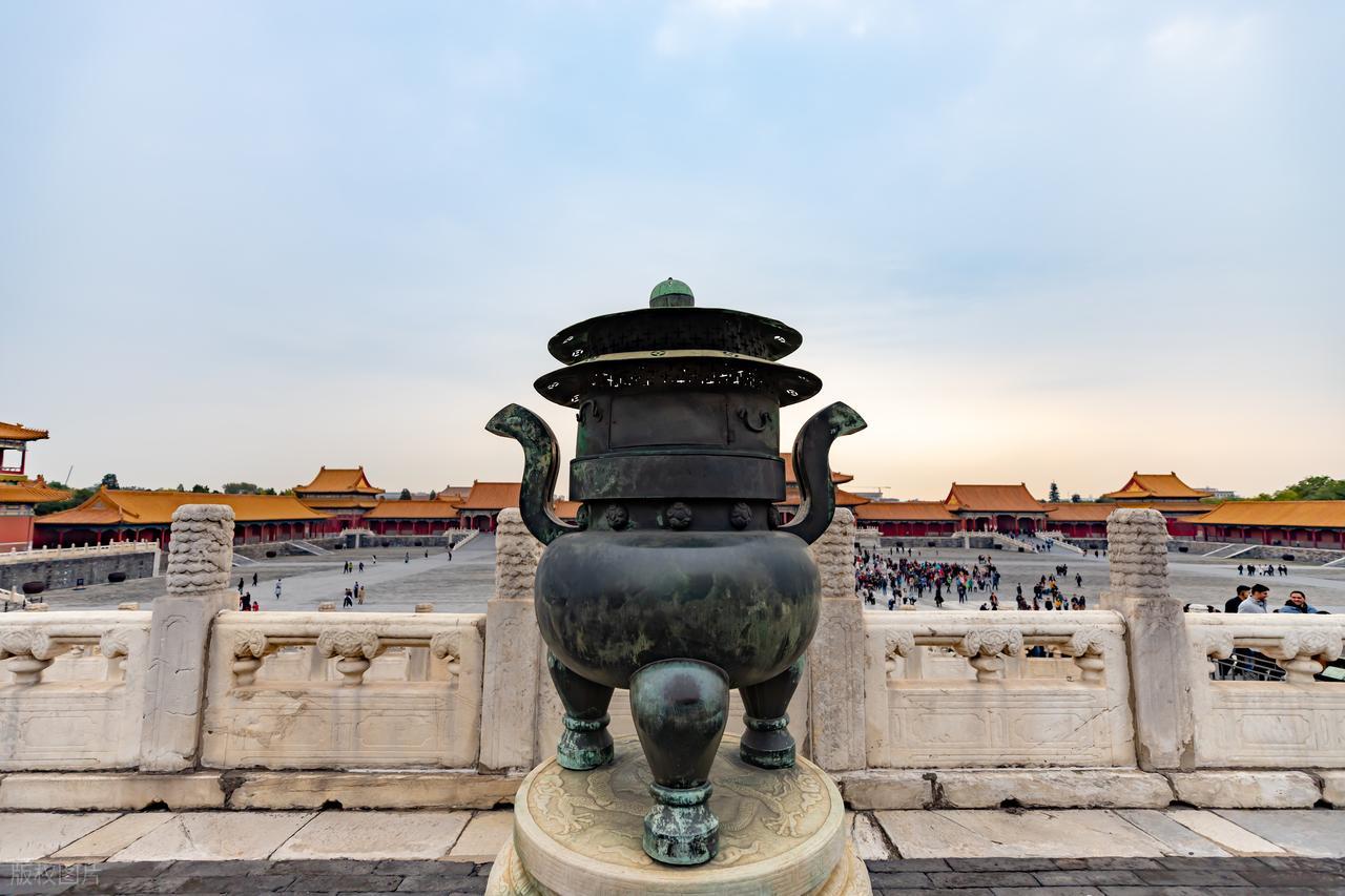 旅行社资质_第一次去北京报团旅游多少钱_正规旅行社判断标准