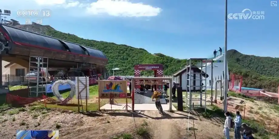 体育产业_体育产业高质量发展_释放体育消费潜力